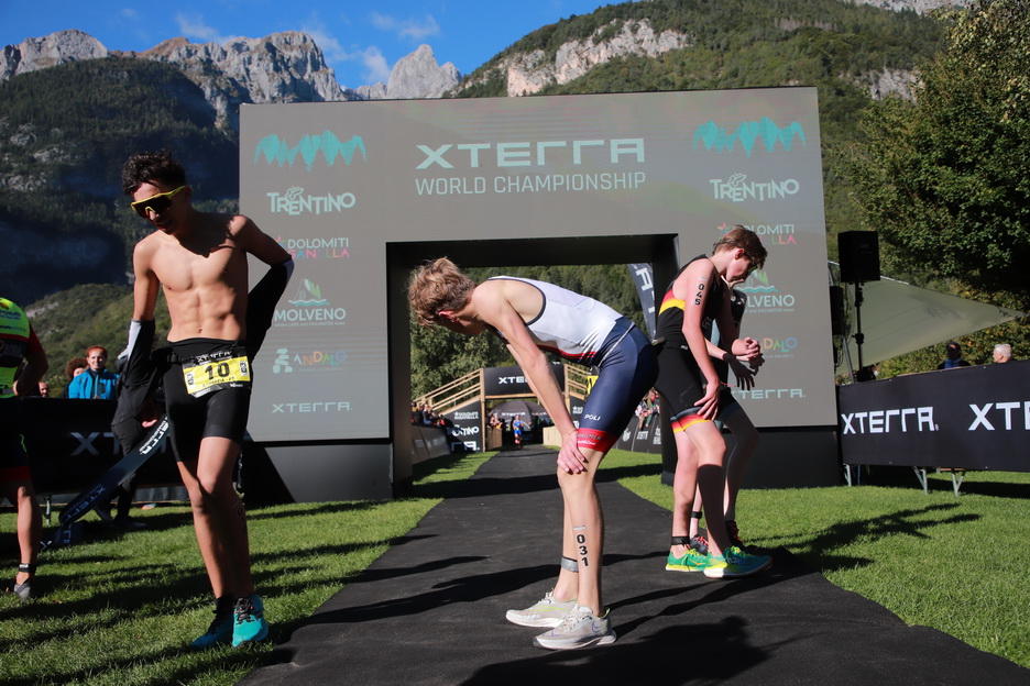 Viseense rodrigo correia em desatque no 1 º campeonato de triatlo jovem em itália 1 foto dr resize